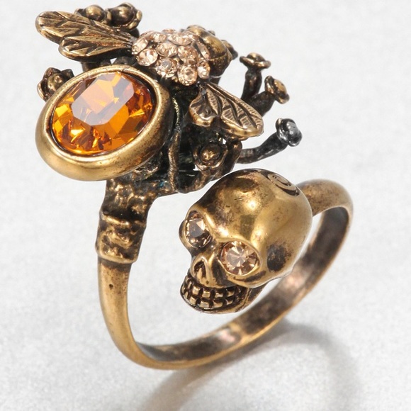 Alexander McQueen Jewelry - Alexander McQueen Ring